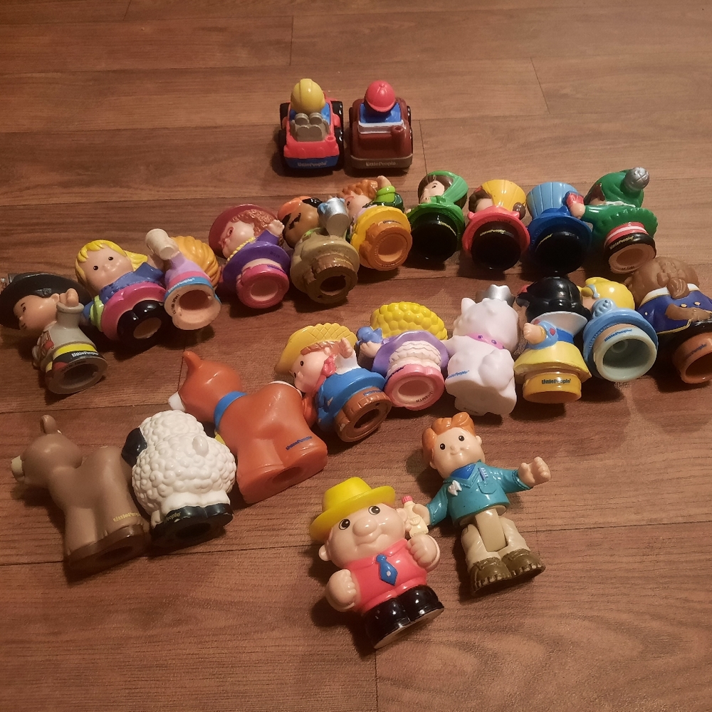 SOLD Little People Figures, 21